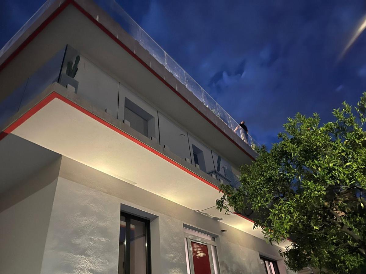 Appartamento Spotorno Con Ampio Terrazzo Attrezzato Anche Con Angolo Cottura المظهر الخارجي الصورة