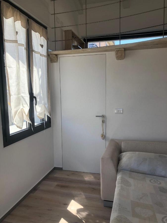 Appartamento Spotorno Con Ampio Terrazzo Attrezzato Anche Con Angolo Cottura المظهر الخارجي الصورة