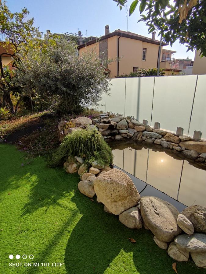Appartamento Spotorno Con Ampio Terrazzo Attrezzato Anche Con Angolo Cottura المظهر الخارجي الصورة
