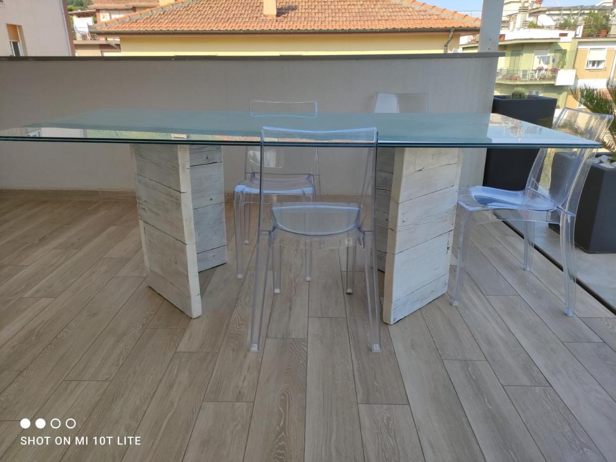 Appartamento Spotorno Con Ampio Terrazzo Attrezzato Anche Con Angolo Cottura المظهر الخارجي الصورة
