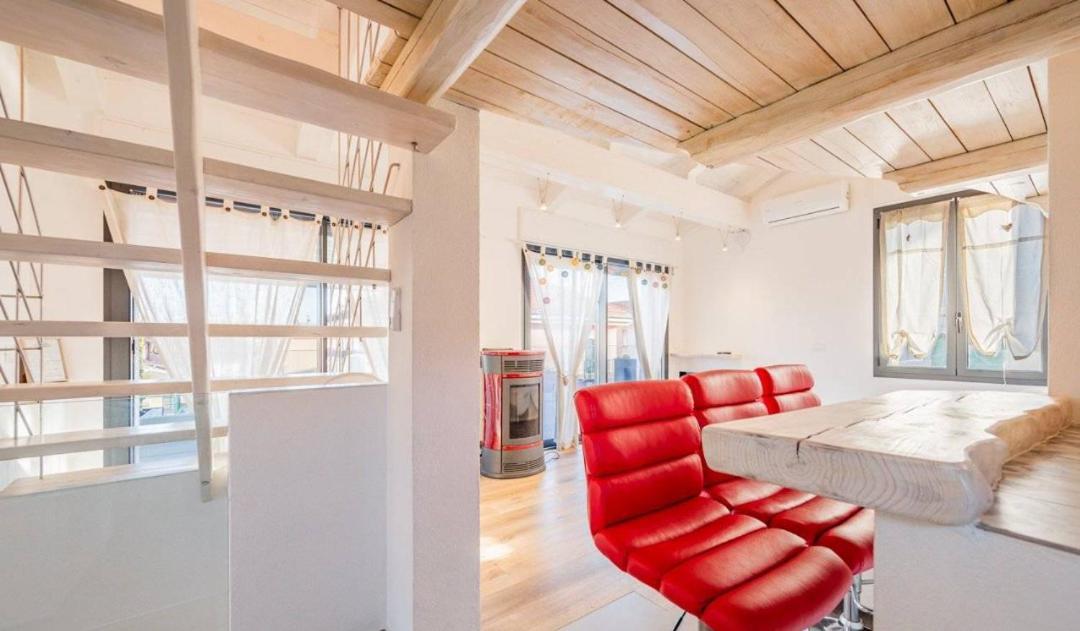 Appartamento Spotorno Con Ampio Terrazzo Attrezzato Anche Con Angolo Cottura المظهر الخارجي الصورة